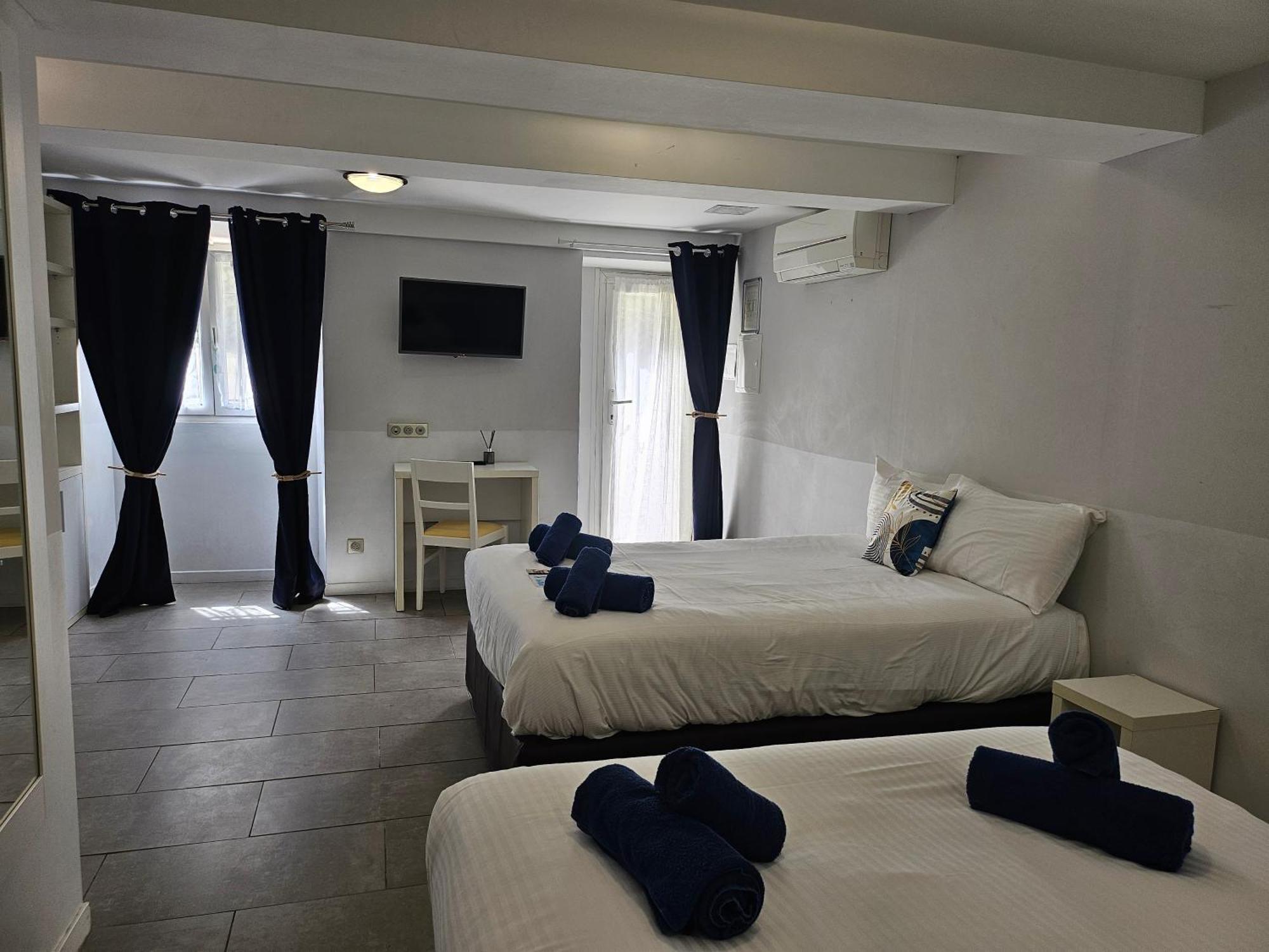 Flots D'azur Promenade Des Hotell Nice